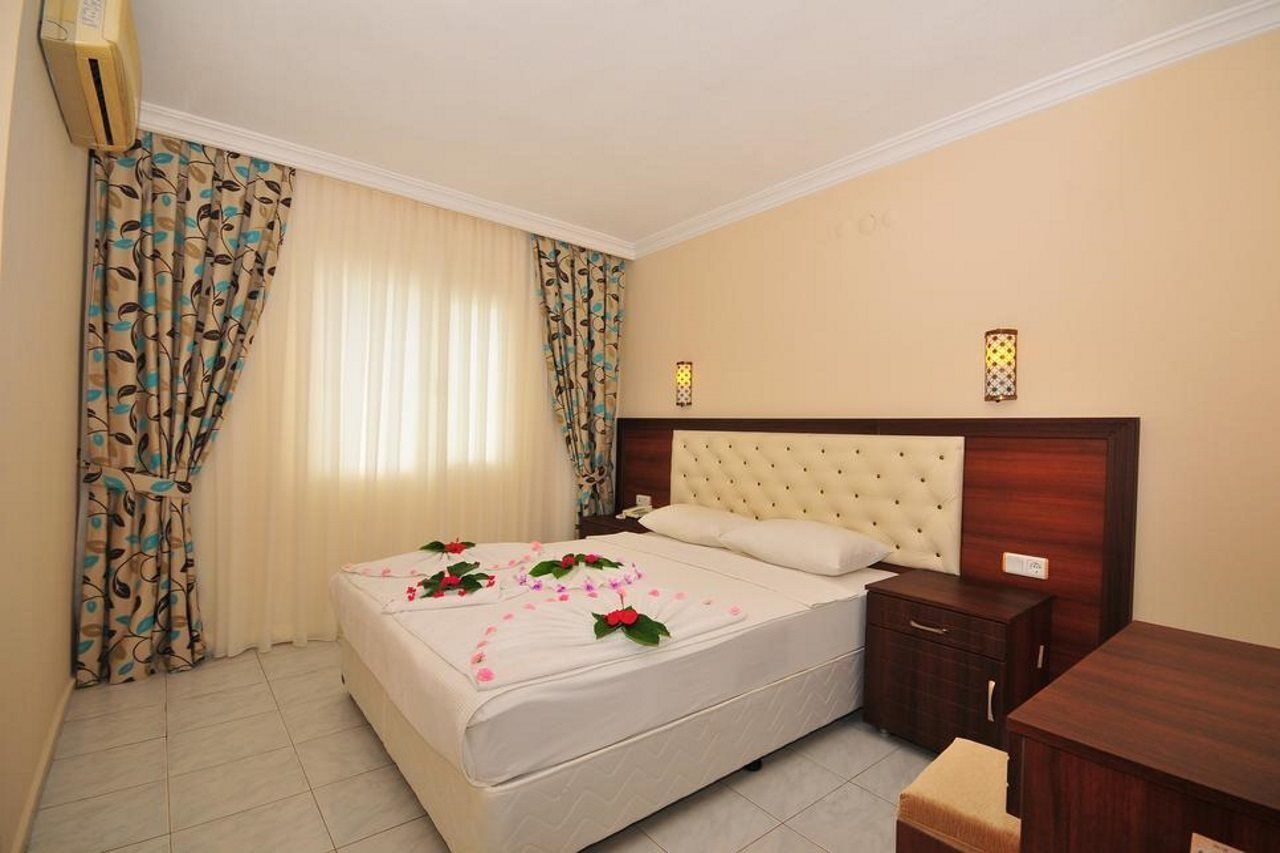 Ozturk Apart Hotel Marmaris Ngoại thất bức ảnh